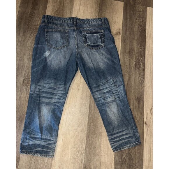 Womens Size 16 Distressed Straight Leg Jeans Classic Fit - Picture 8 of 9